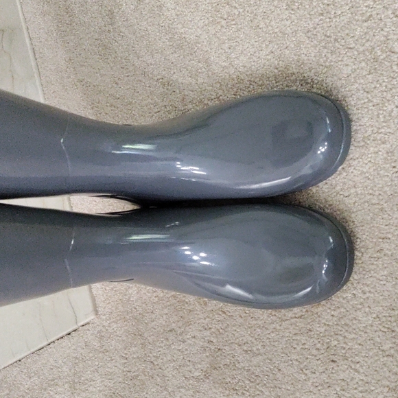 Hunter  gloss rain boots beautiful condition ! - Picture 4 of 9